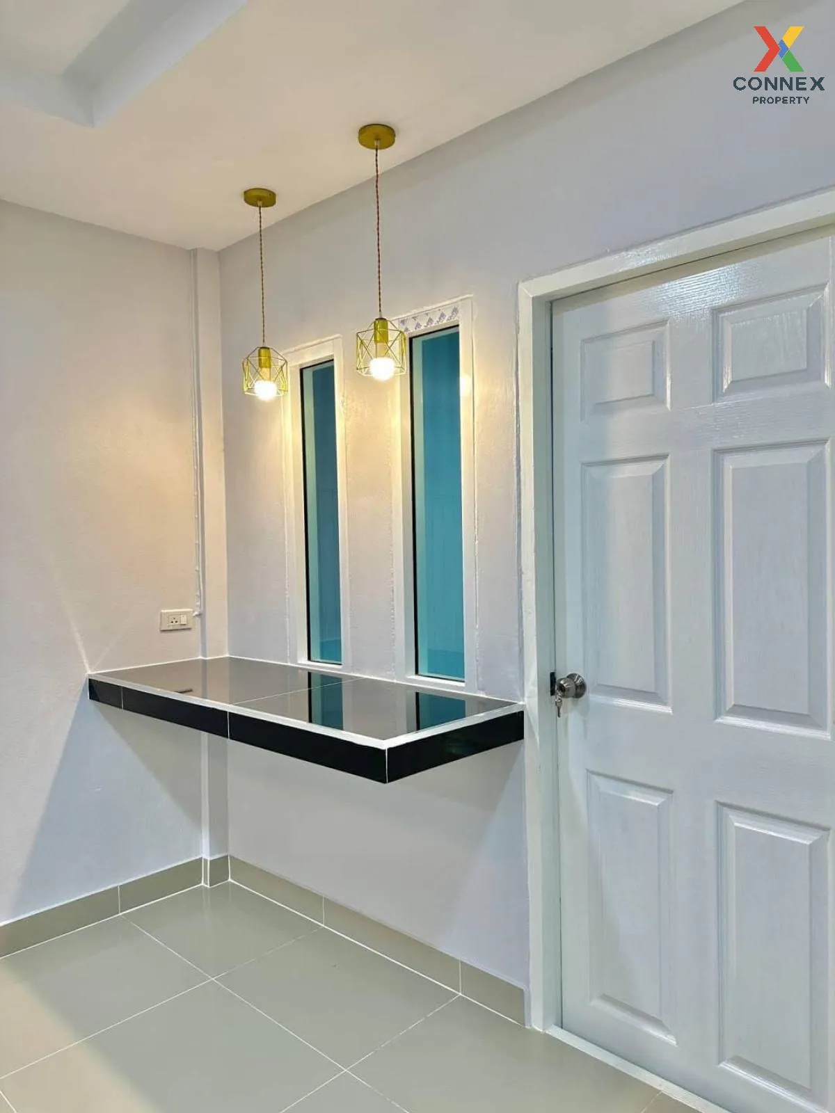ขายทาวน์เฮ้าส์/ทาวน์โฮม  บ้านปิยวรารมย์ 1 รีโนเวทใหม่ บางบัวทอง บ
