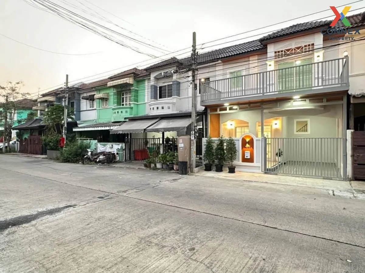 ขายทาวน์เฮ้าส์/ทาวน์โฮม  บ้านปิยวรารมย์ 1 รีโนเวทใหม่ บางบัวทอง บ 2