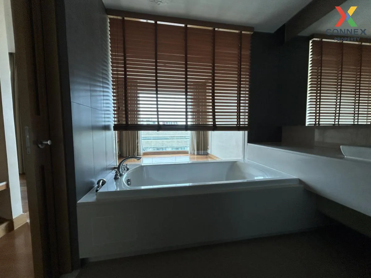 For Sale Condo , Amari Huahin , high floor , Phet Kasem , Hua Hin