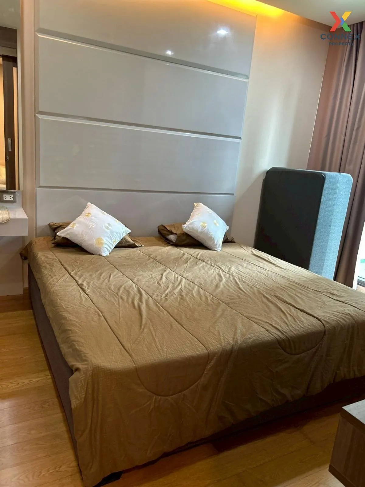For Rent Condo , The Address Sathorn , BTS-Saint Louis , Silom , 
