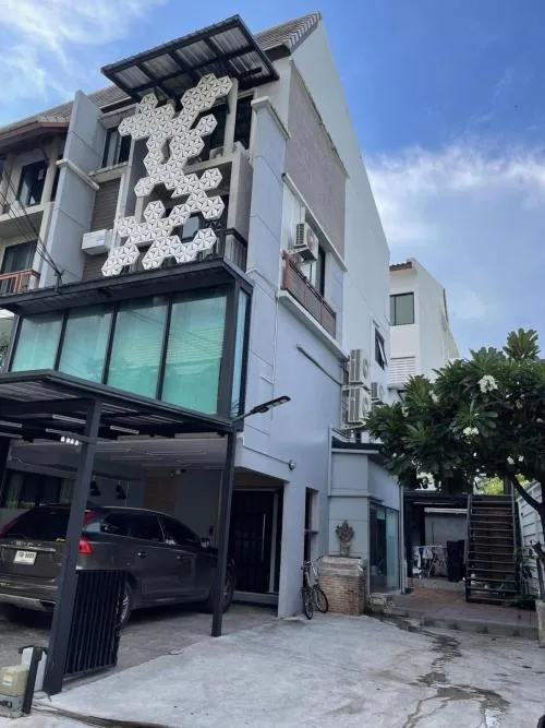 For Sale Townhouse/Townhome  , AREEYA MANDARINA SUKHUMVIT 77 , corner unit , Suan Luang , Suan Luang , Bangkok , CX-118982