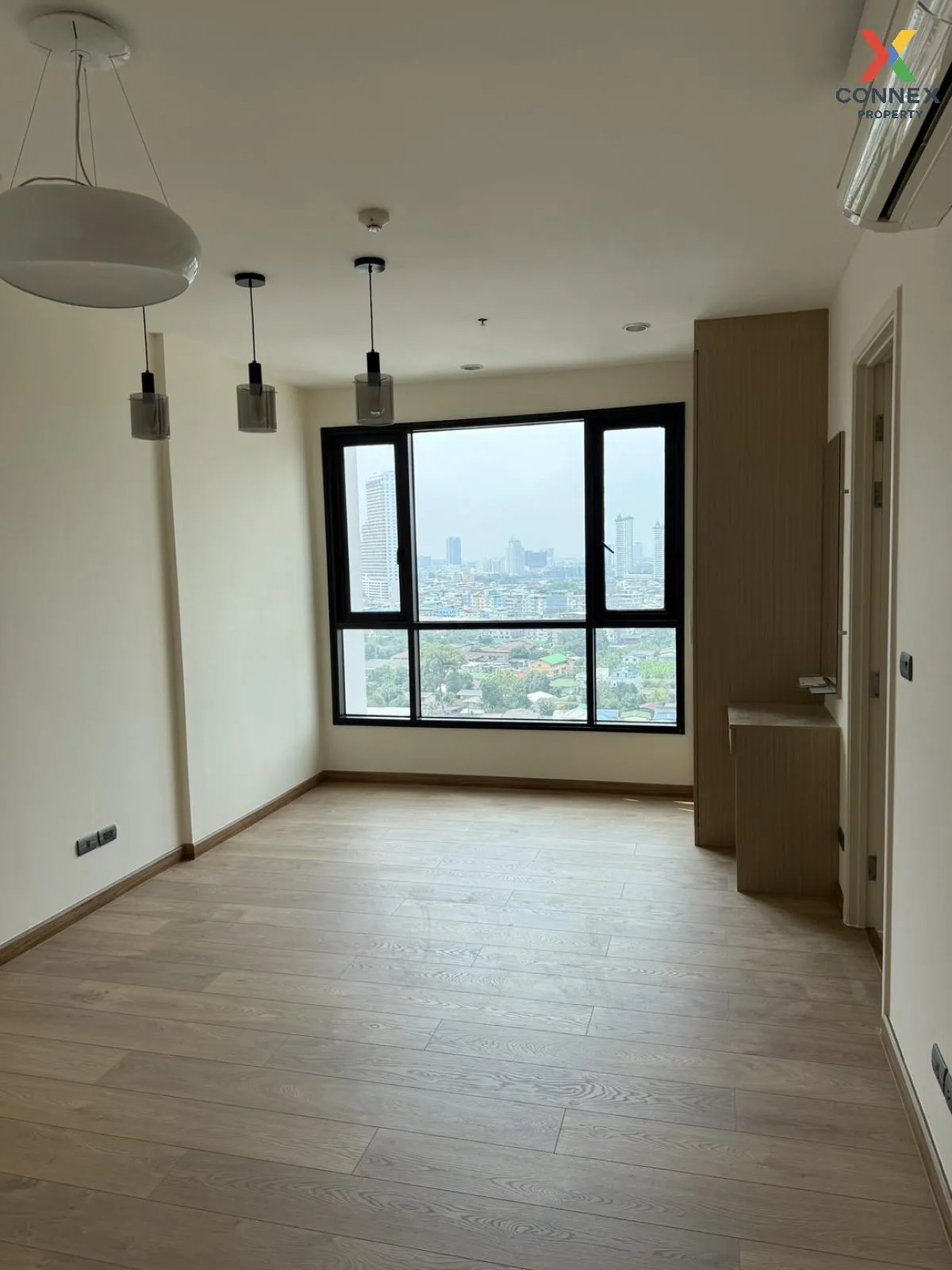 ขายคอนโด  ฟิวส์ สาทร - ตากสิน BTS-วงเวียนใหญ่ บางลำภูล่าง เขต คลอ 1