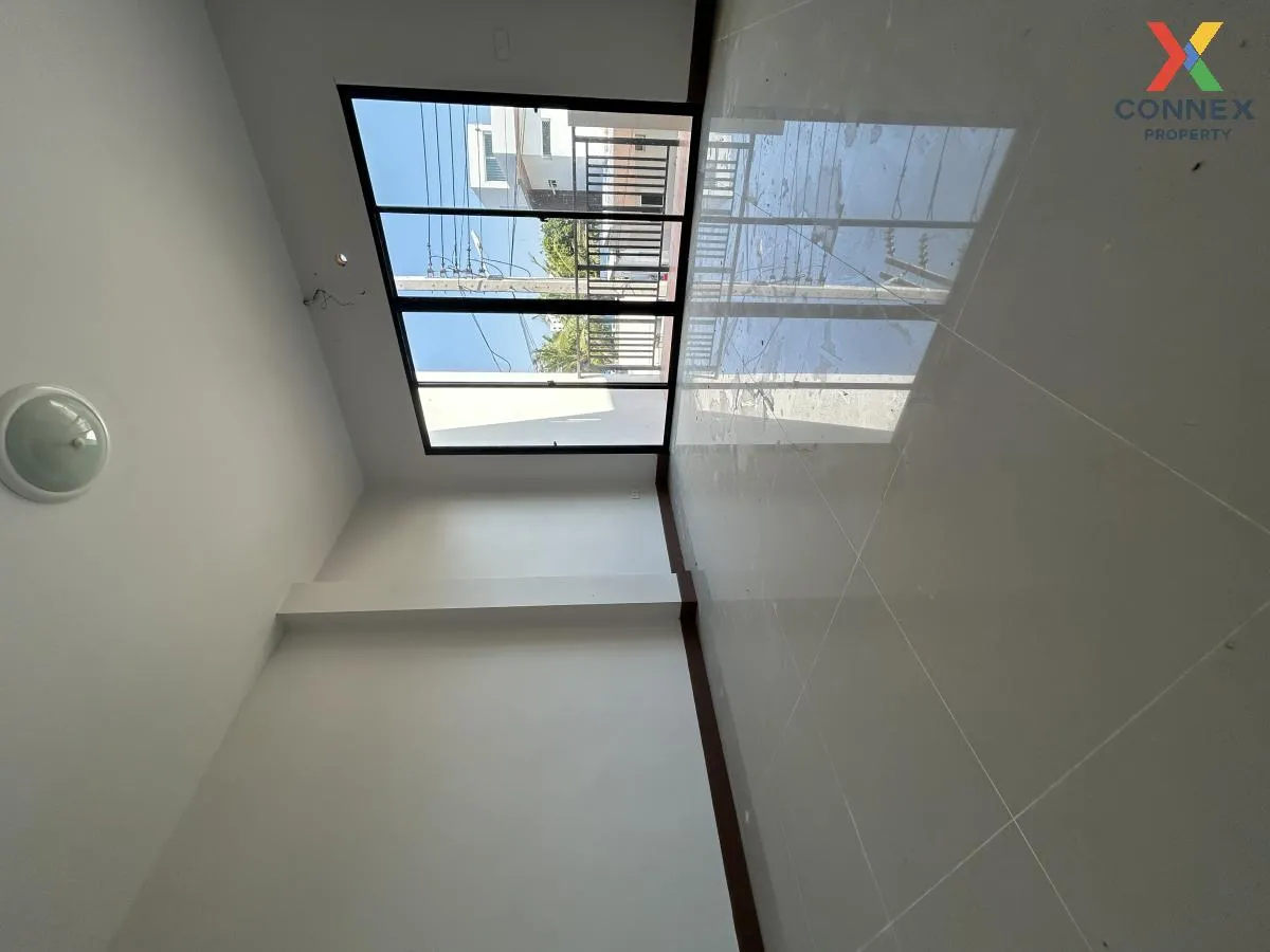 ขายทาวน์เฮ้าส์/ทาวน์โฮม  สุชาวลัย แอท ซี ชะอำ ชะอำ เพชรบุรี CX-11