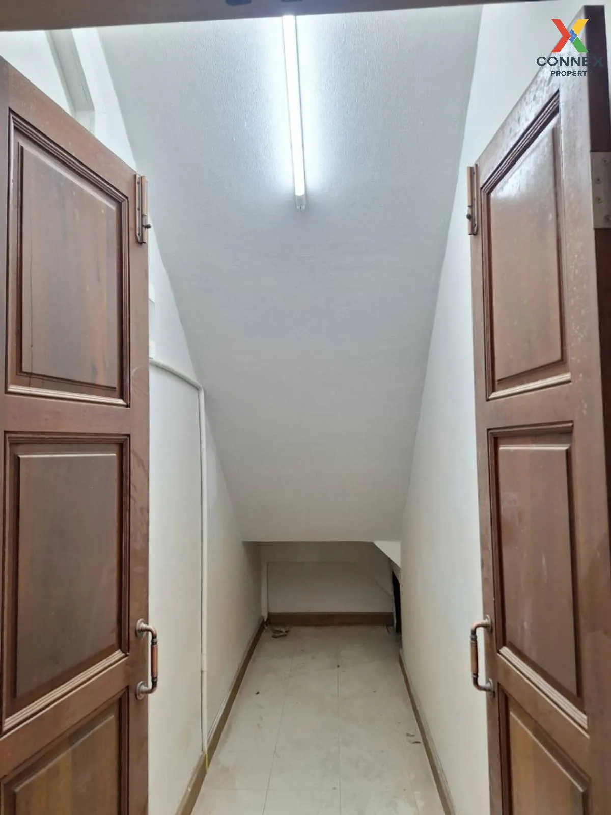 For Sale Townhouse/Townhome  , Baan Sukkasem Villa 2 , Bang Kho L