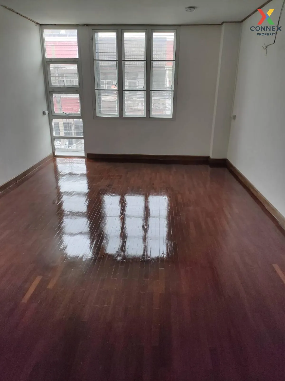 For Sale Townhouse/Townhome  , Baan Sukkasem Villa 2 , Bang Kho L