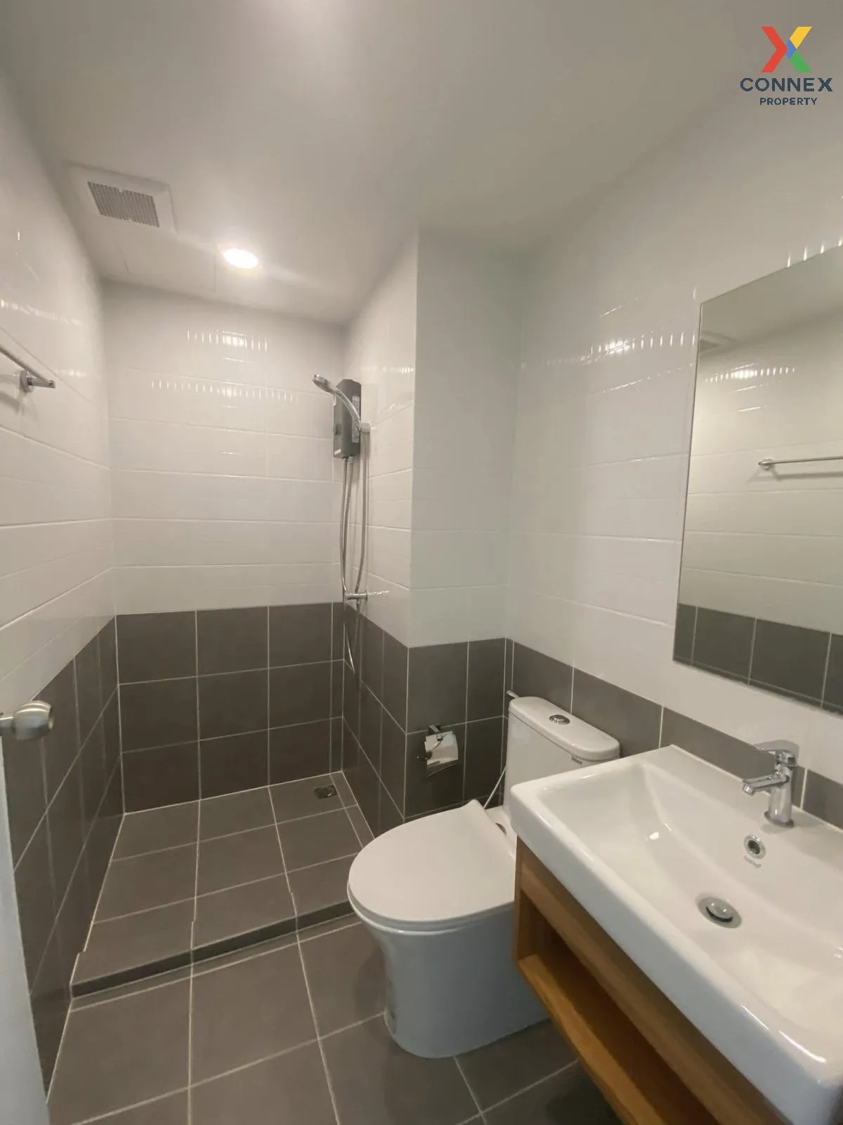 เช่าคอนโด  เฟล็กซี่ สาทร - เจริญนคร BTS-กรุงธนบุรี บางลำภูล่าง เข