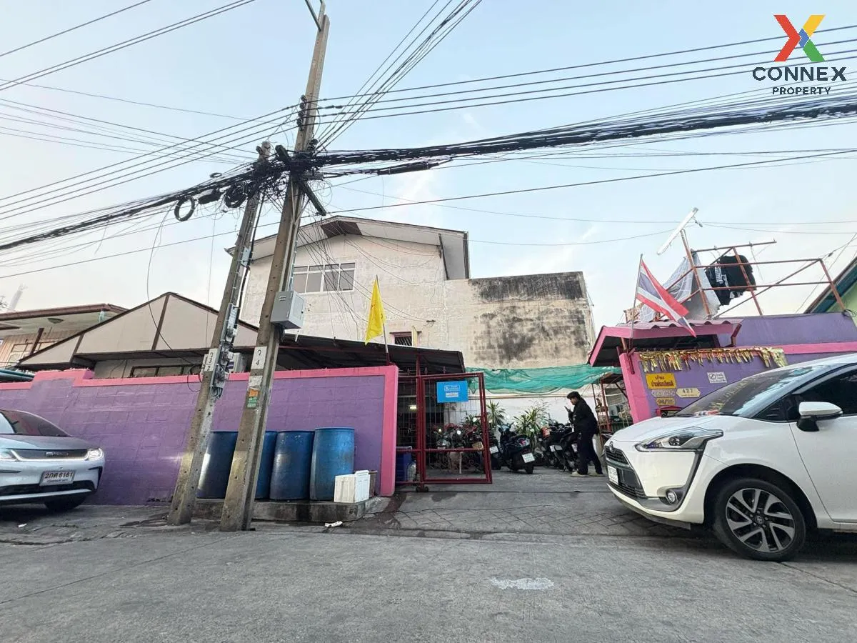 For Sale Apartment Building Soi Nonthri 14 , Duplex , wide fronta 1