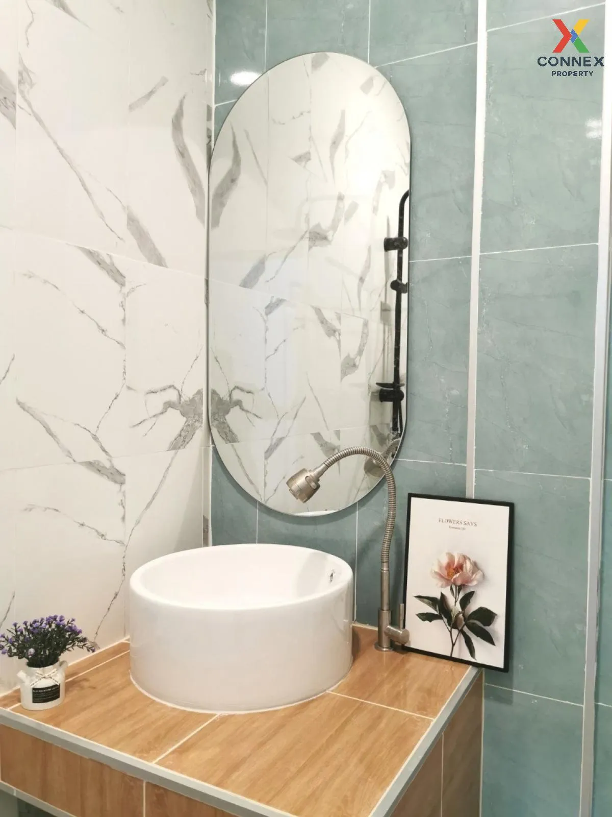 For Sale Townhouse/Townhome  , Baan Thanaram , Lat Sawai , Lam Lu