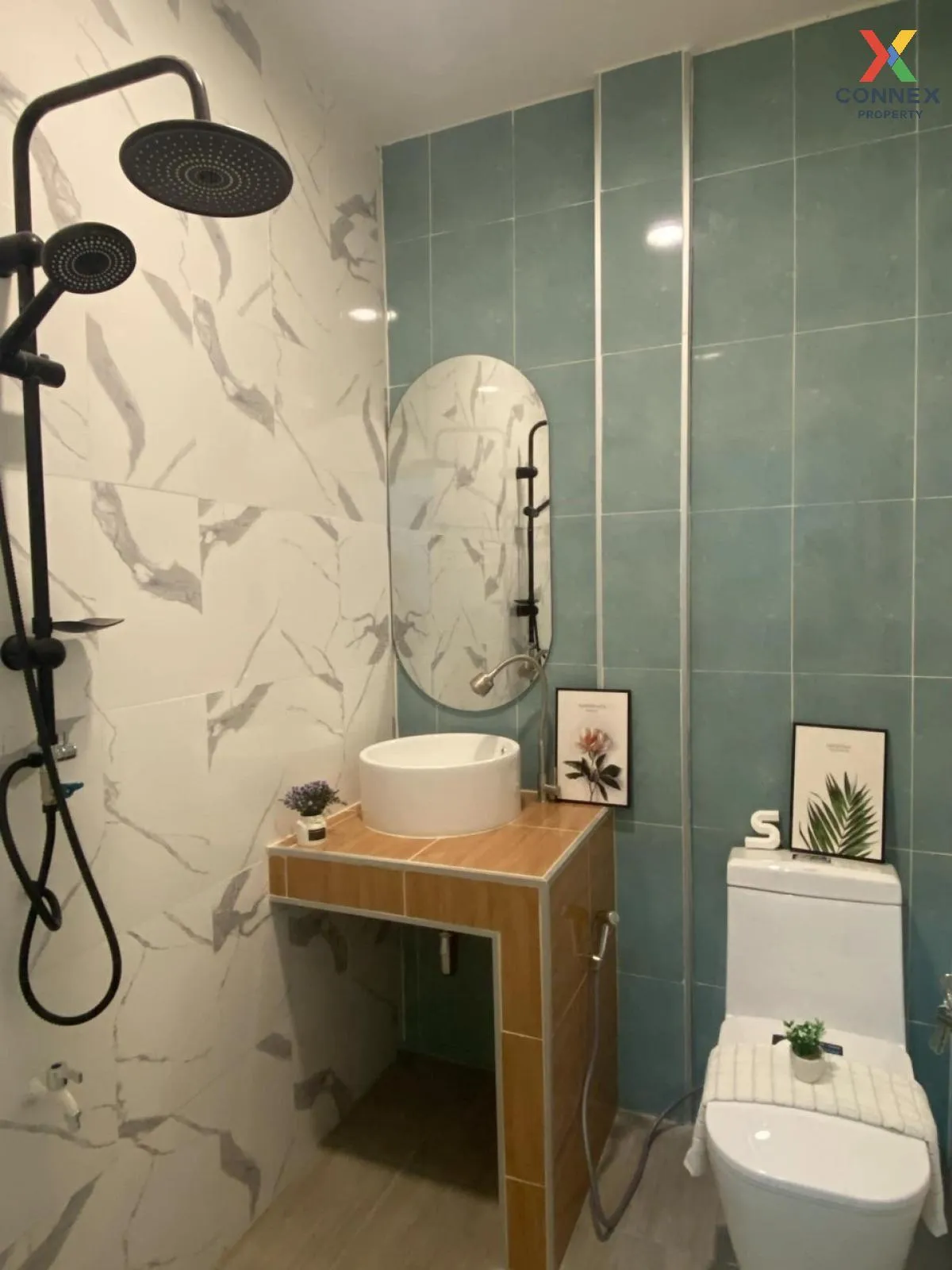 For Sale Townhouse/Townhome  , Baan Thanaram , Lat Sawai , Lam Lu