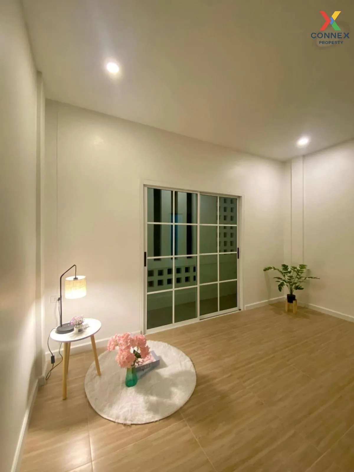 For Sale Townhouse/Townhome  , Baan Thanaram , Lat Sawai , Lam Lu
