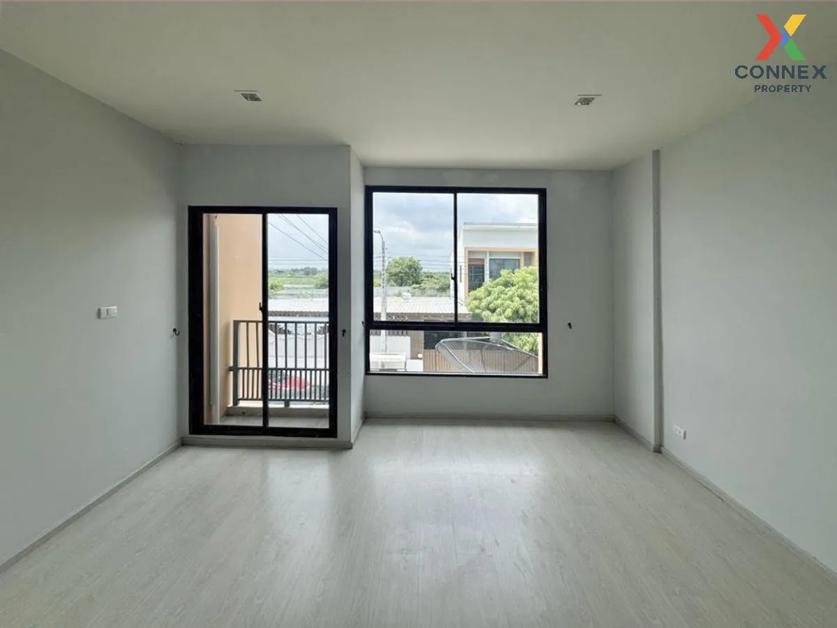 ขายทาวน์เฮ้าส์/ทาวน์โฮม  สิรารมย์ พลัส บางนา กม.29 บ้านระกาศ บางบ ขายทาวน์เฮ้าส์/ทาวน์โฮม  สิรารมย์ พลัส บางนา กม.29 บ้านระกาศ บางบ