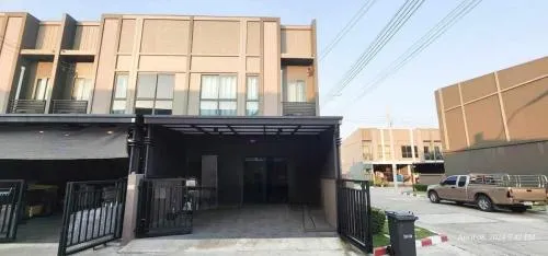 For Sale Townhouse/Townhome  , Verve Phetkasem 81 , MRT-Lak Song , Nong Khang Phlu , Nong Khaem , Bangkok , CX-119329
