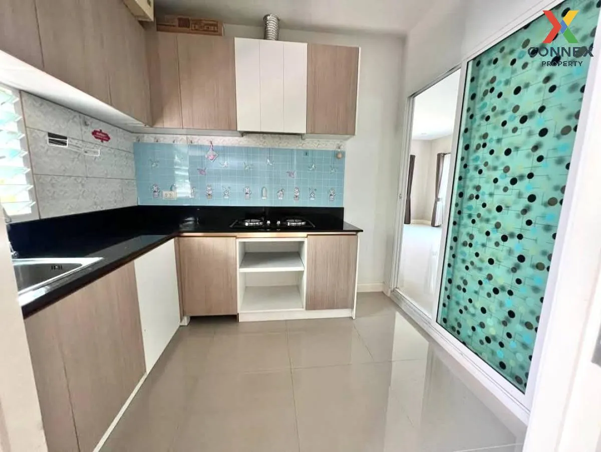 For Sale House , Kanasiri Chaiyaphruek - Wongwaen , wide frontage