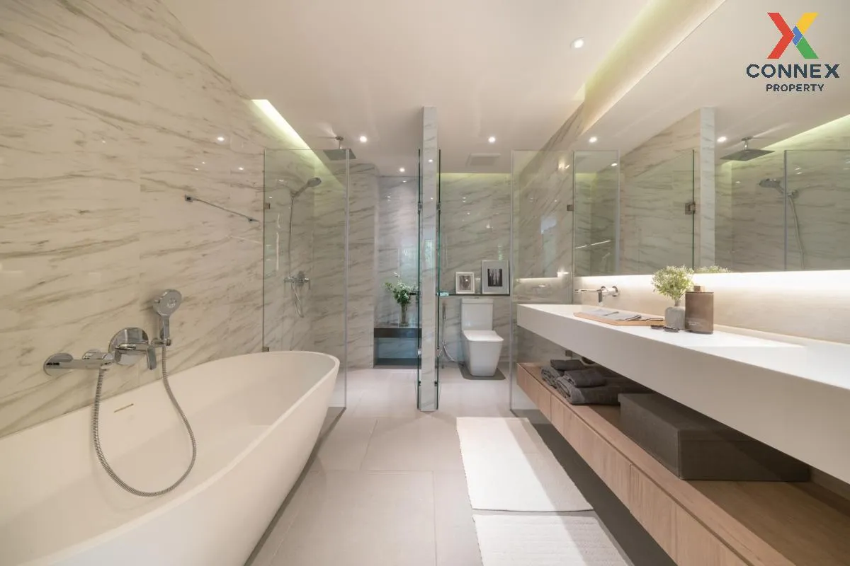 For Rent Condo , FYNN Sukhumvit 31 , nice view , BTS-Phrom Phong 