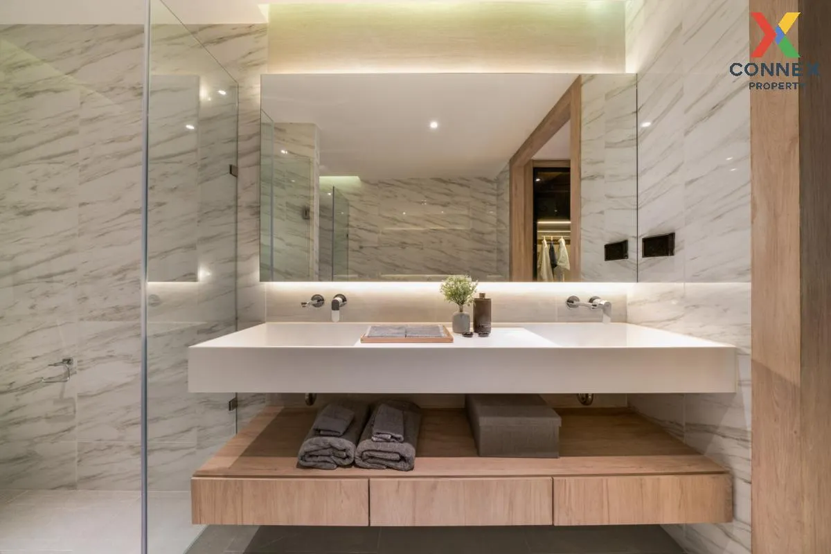 For Rent Condo , FYNN Sukhumvit 31 , nice view , BTS-Phrom Phong 