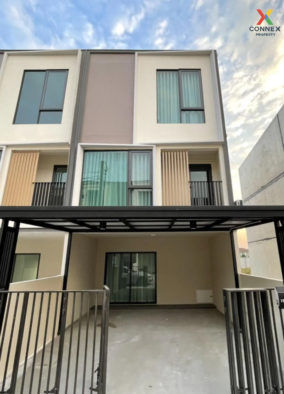 เช่าทาวน์เฮ้าส์/ทาวน์โฮม  อัลติจูด คราฟ บางนา บางแก้ว บางพลี สมุท 1