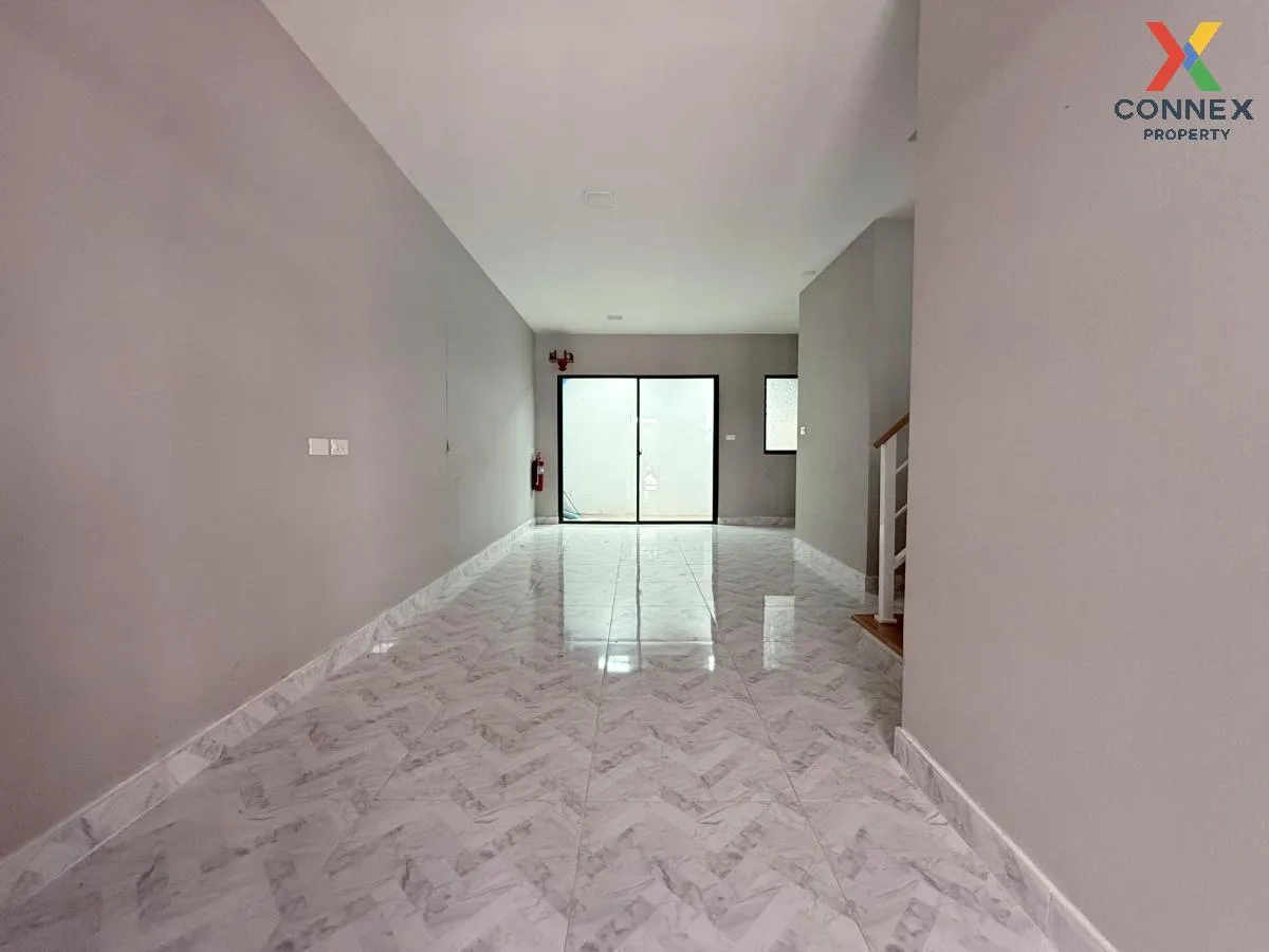 ขายทาวน์เฮ้าส์/ทาวน์โฮม  พาทิโอ บางนา - วงแหวน ราชาเทวะ บางพลี สม