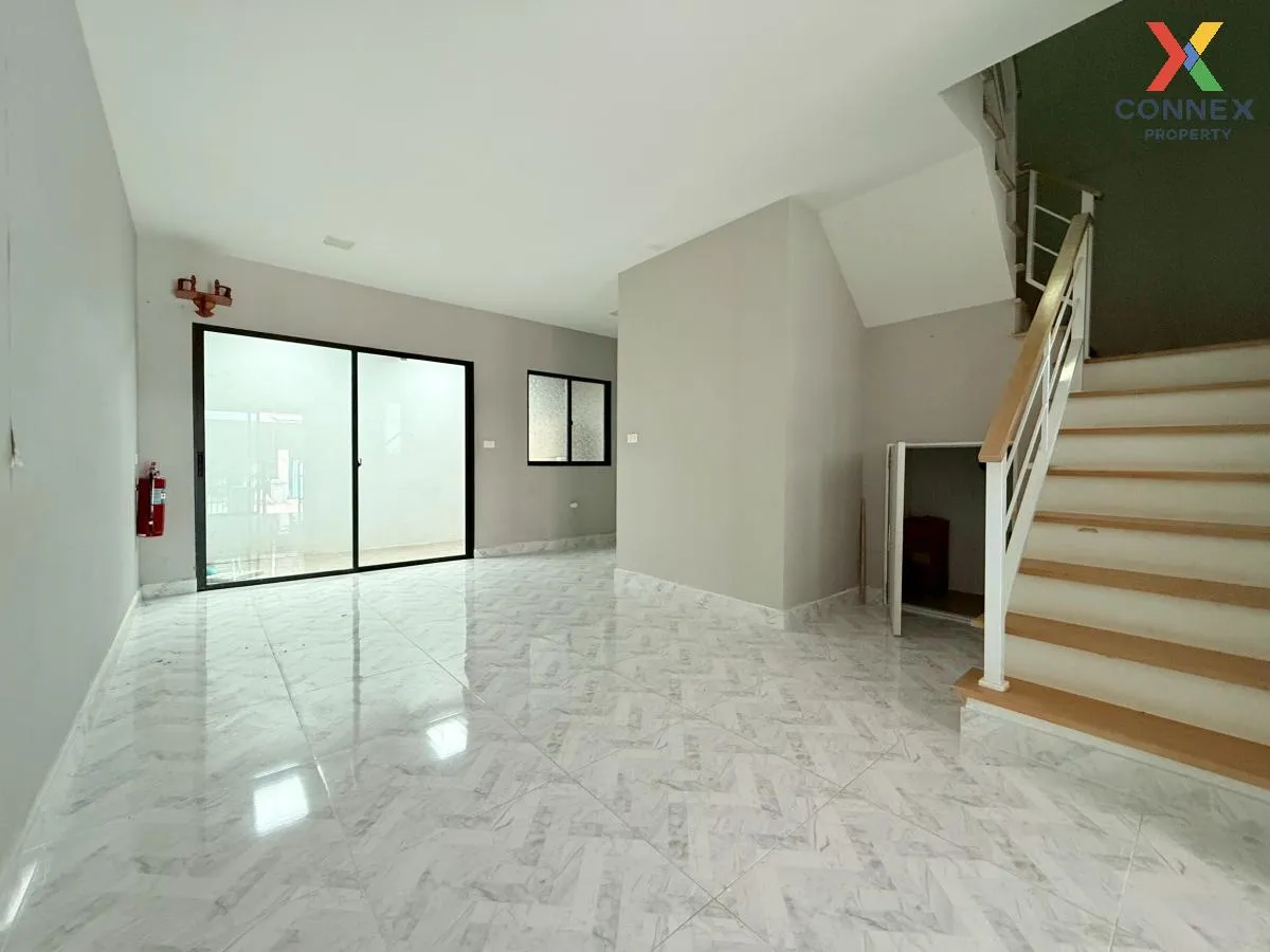 ขายทาวน์เฮ้าส์/ทาวน์โฮม  พาทิโอ บางนา - วงแหวน ราชาเทวะ บางพลี สม