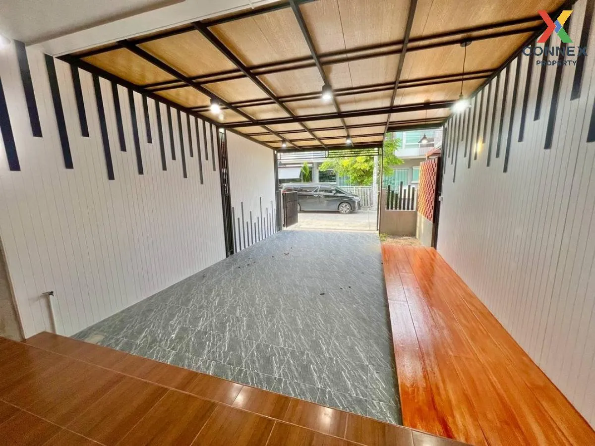 For Sale Townhouse/Townhome  , Indy Bangna Km.26 , newly renovate 3