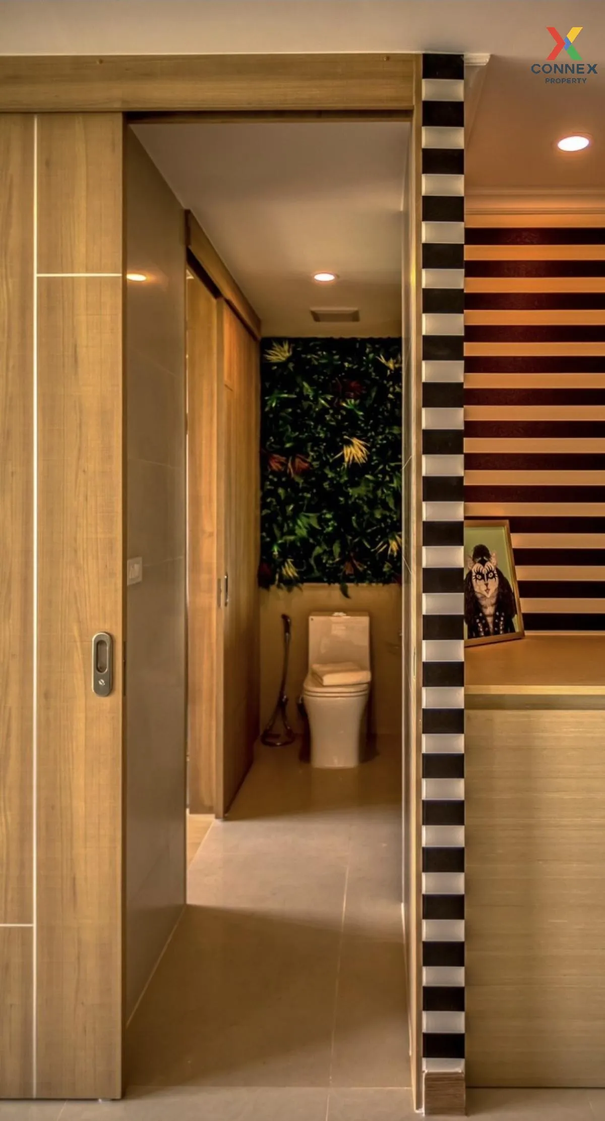 เช่าคอนโด  เดอะ ริเวียร่า จอมเทียน พัทยา หนองปรือ บางละมุง ชลบุรี