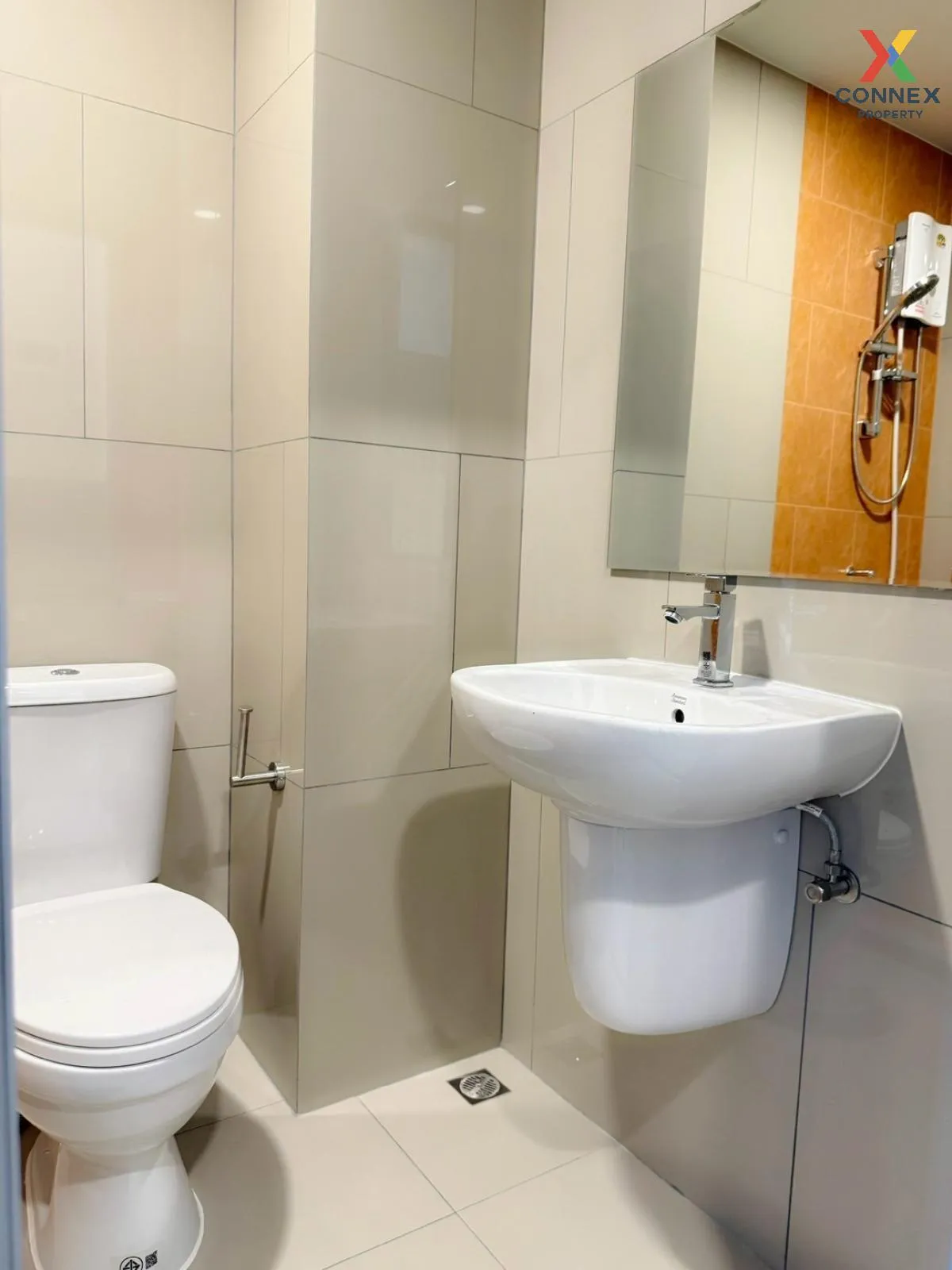 เช่าคอนโด  ริช พอยท์ แอท บีทีเอส วุฒากาศ BTS-วุฒากาศ ตลาดพลู เขต 