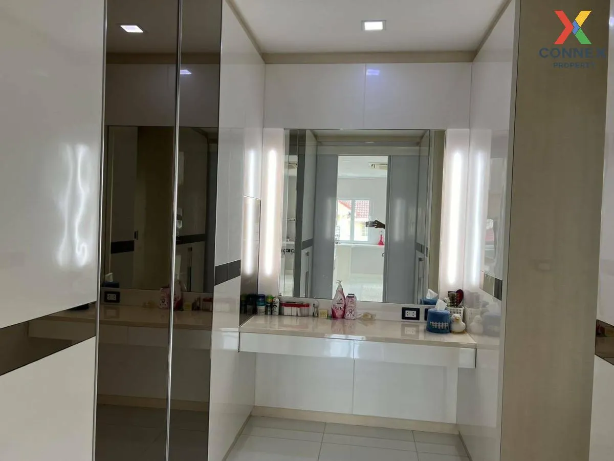 For Sale House , Ban Lan Thong , Bang Phut , Pak Kret , Bangkok , For Sale House , Ban Lan Thong , Bang Phut , Pak Kret , Bangkok ,