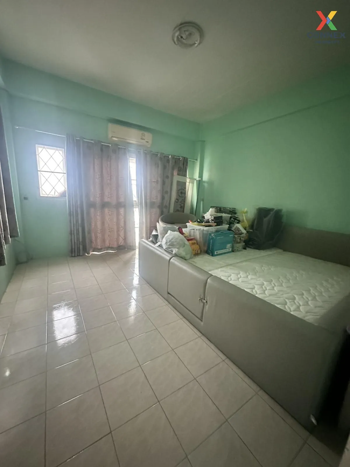 For Rent  3-storey commercial building, Tha Chang , Tha Chang , M For Rent  3-storey commercial building, Tha Chang , Tha Chang , M