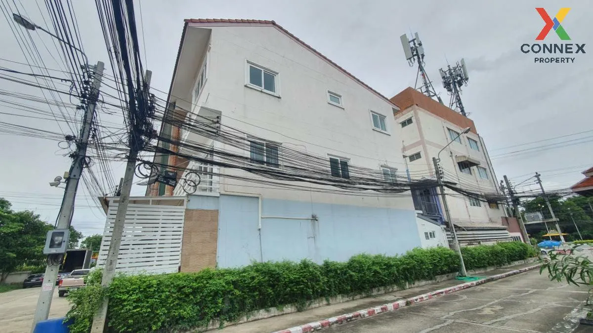 For Rent Townhouse/Townhome  , Home In Town Paholyothin 73 , BTS- For Rent Townhouse/Townhome  , Home In Town Paholyothin 73 , BTS- 4