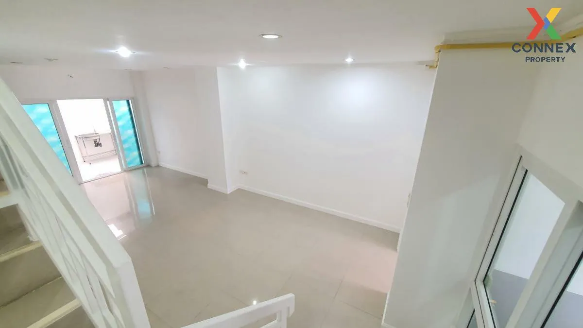 For Rent Townhouse/Townhome  , Home In Town Paholyothin 73 , BTS- For Rent Townhouse/Townhome  , Home In Town Paholyothin 73 , BTS-