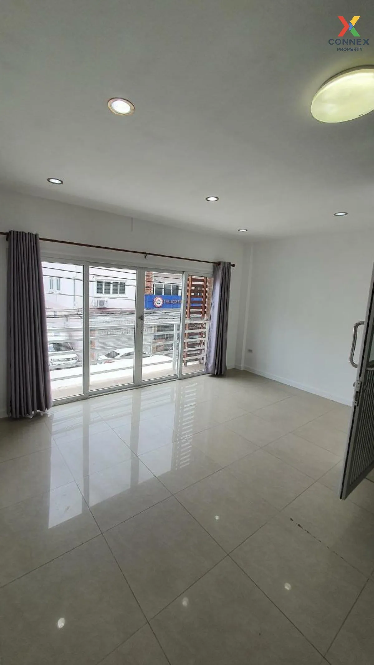 For Rent Townhouse/Townhome  , Home In Town Paholyothin 73 , BTS- For Rent Townhouse/Townhome  , Home In Town Paholyothin 73 , BTS-