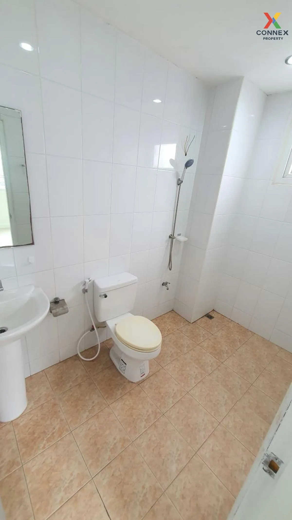 For Rent Townhouse/Townhome  , Home In Town Paholyothin 73 , BTS- For Rent Townhouse/Townhome  , Home In Town Paholyothin 73 , BTS-