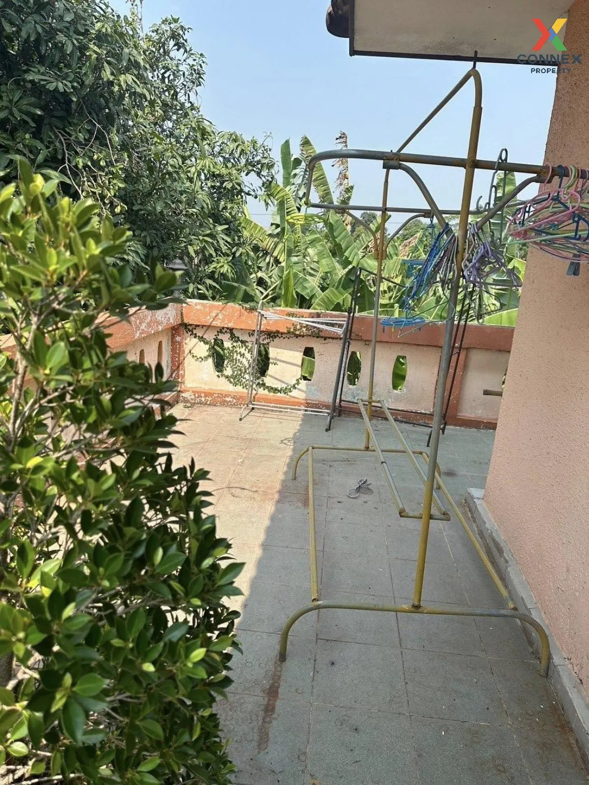 For Sale House , Baan Porthisan 8 , wide frontage , Khlong Chet , 2