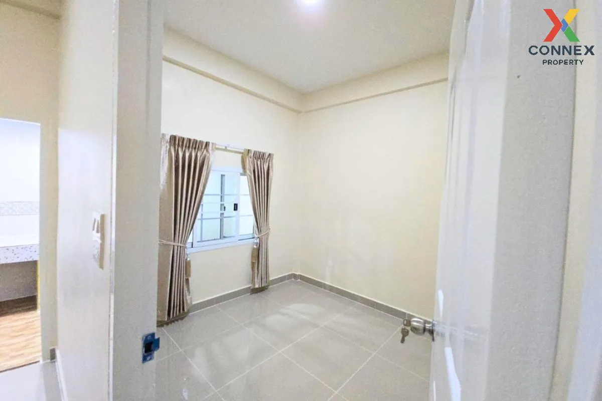 For Sale Townhouse/Townhome  , Baan Yu Charoen 1 , Bueng Yitho , 