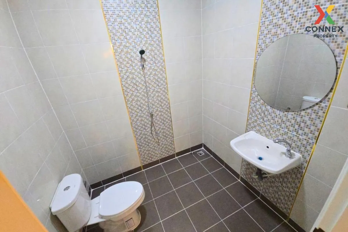 For Sale Townhouse/Townhome  , Baan Yu Charoen 1 , Bueng Yitho , 