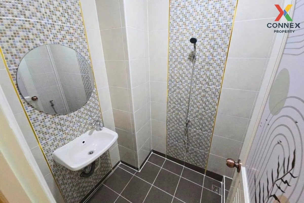 For Sale Townhouse/Townhome  , Baan Yu Charoen 1 , Bueng Yitho , 