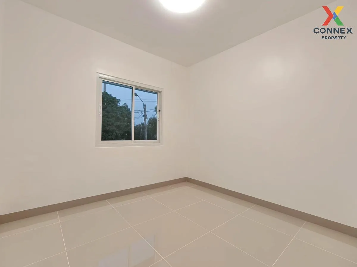 For Sale Townhouse/Townhome  , Baan Pruksa 30/1 Ban Kluai-Sai Noi For Sale Townhouse/Townhome  , Baan Pruksa 30/1 Ban Kluai-Sai Noi