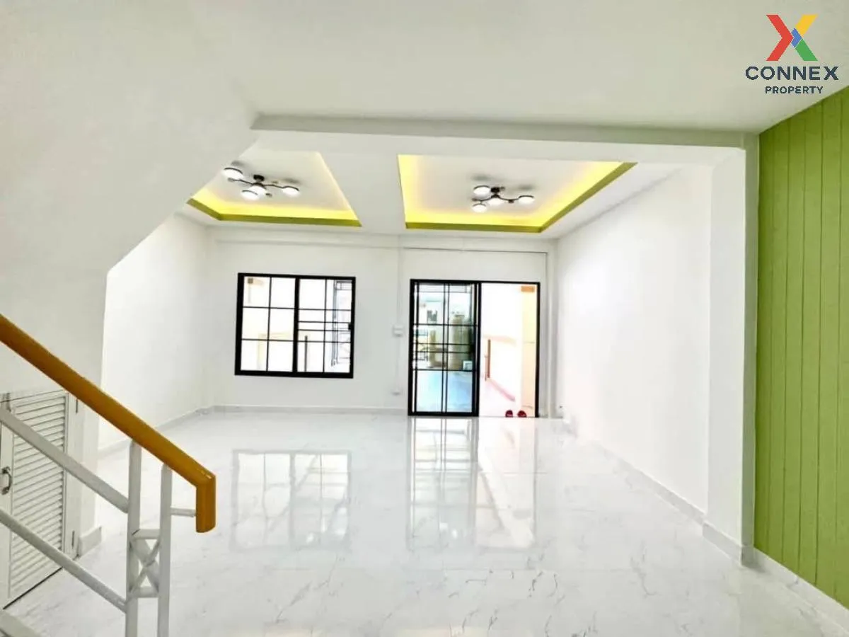 For Sale Townhouse/Townhome  , Baan Wasin Klong 9 , newly renovat