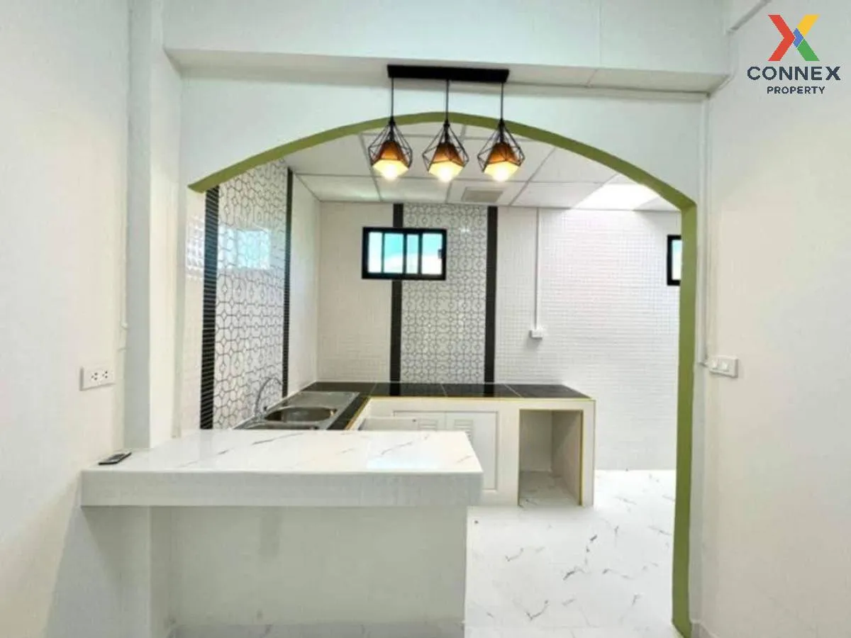 For Sale Townhouse/Townhome  , Baan Wasin Klong 9 , newly renovat