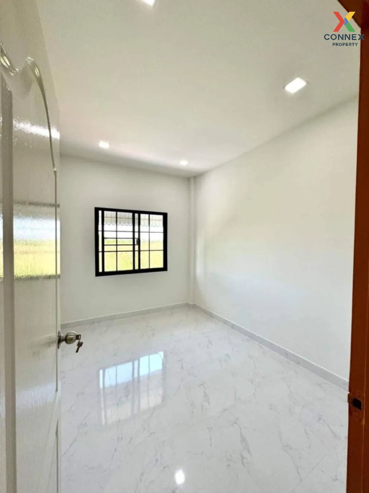 For Sale Townhouse/Townhome  , Baan Wasin Klong 9 , newly renovat