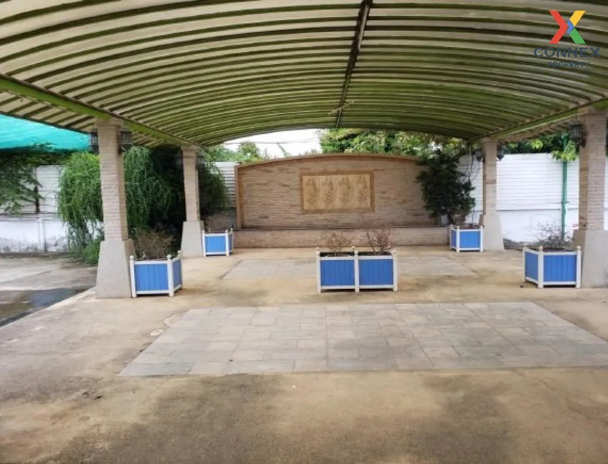 For Sale Hotel building golf driving range and sports complex 27 