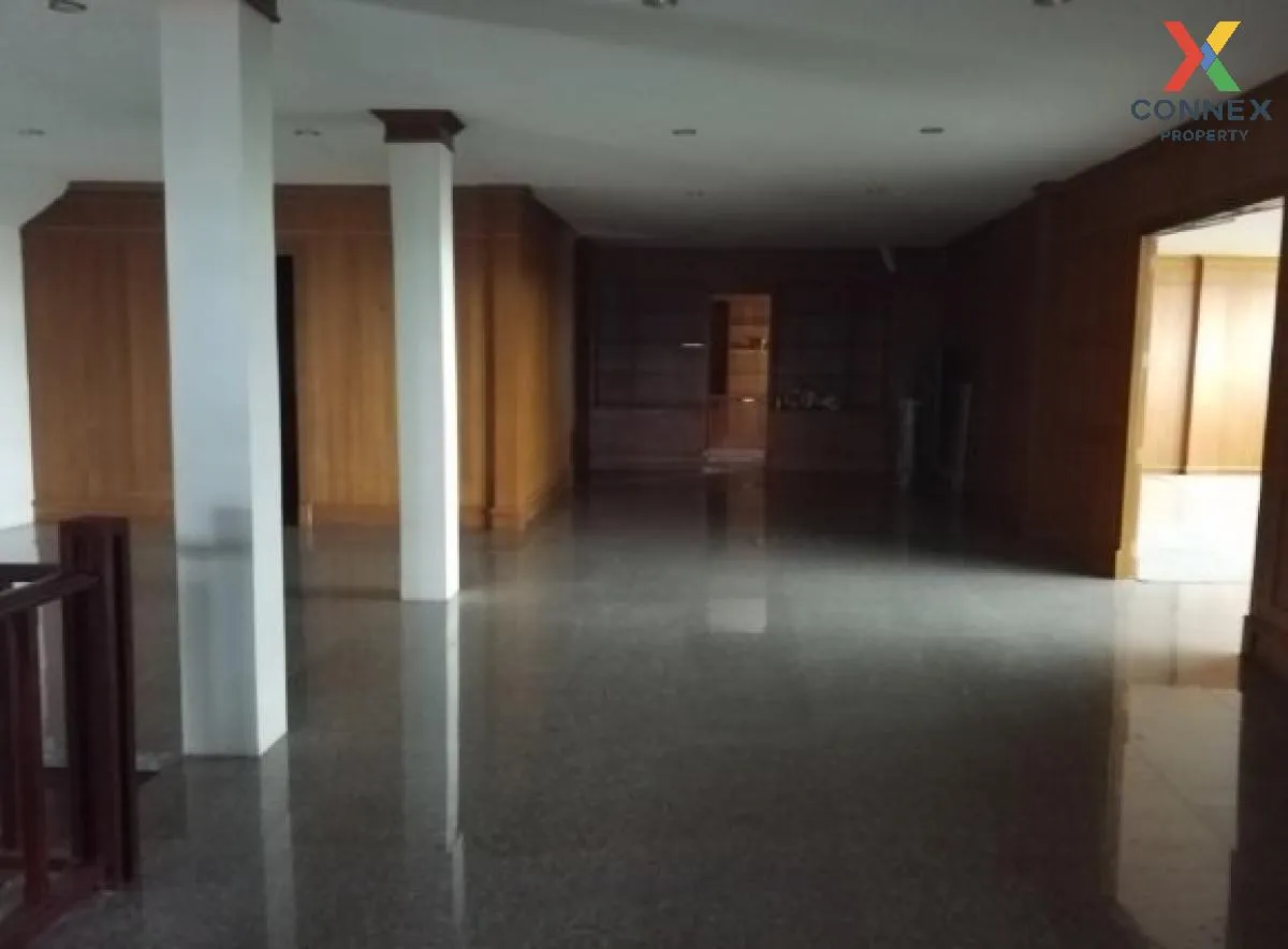 For Sale Hotel building golf driving range and sports complex 27 