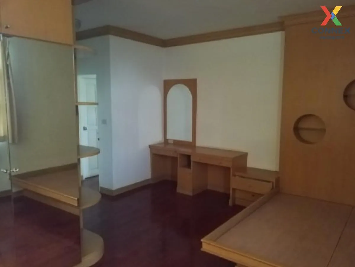 For Sale Hotel building golf driving range and sports complex 27 