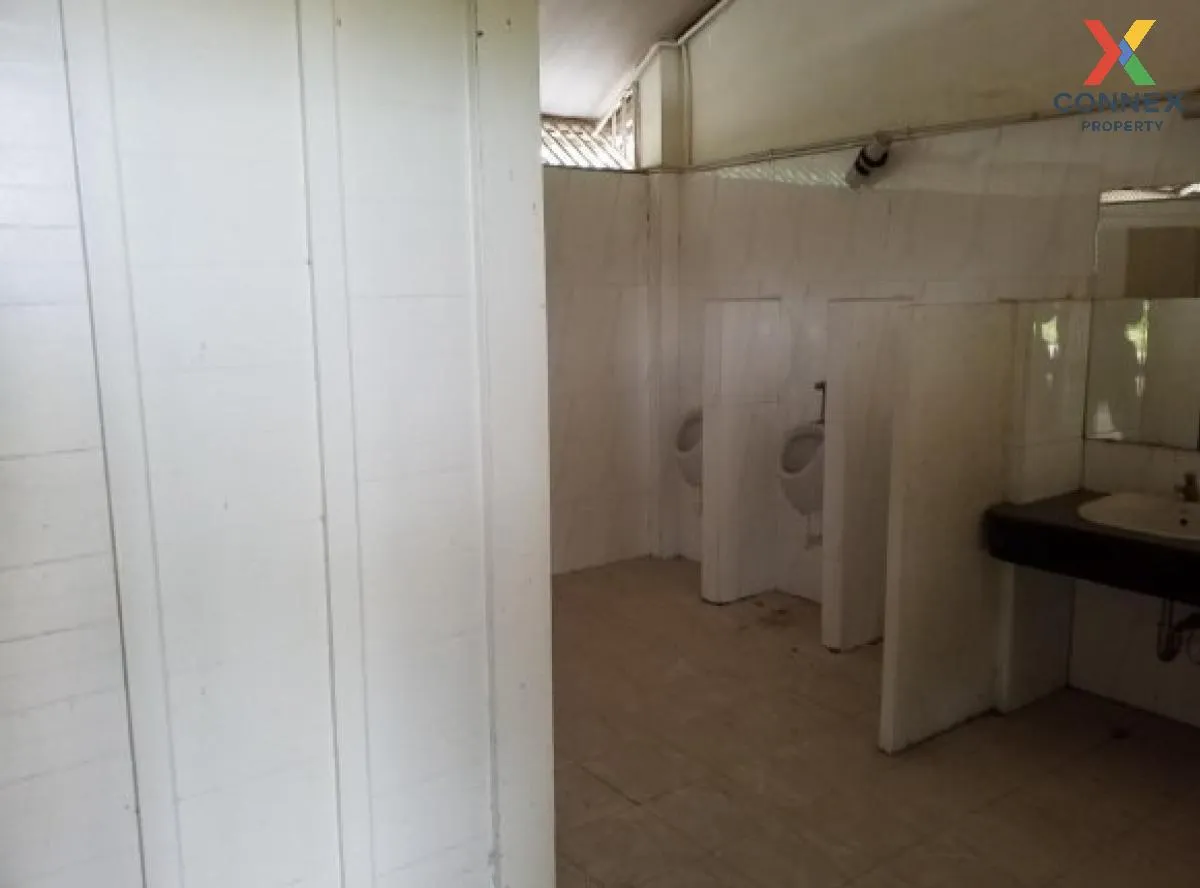 For Sale Hotel building golf driving range and sports complex 27 