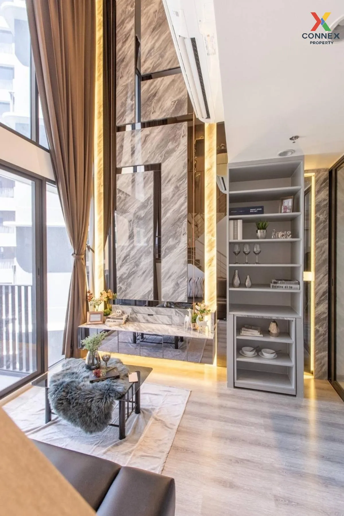 เช่าคอนโด  ไอดีโอ โมบิ อโศก ดูเพล็กซ์ MRT-เพชรบุรี บางกะปิ เขต ห้ 2