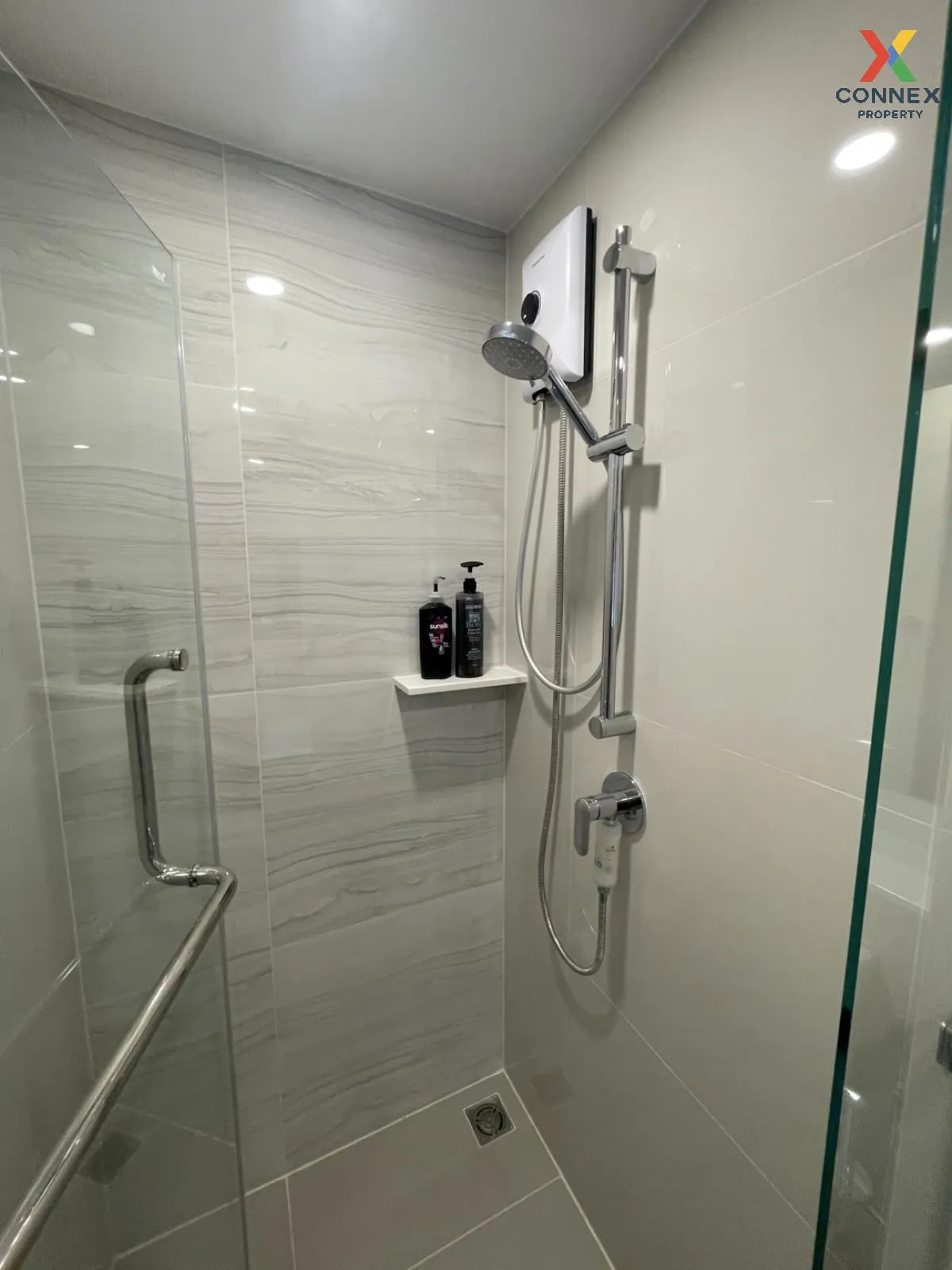 For Rent Condo , Life Rama 4 - Asoke , Duplex , high floor , Khlo