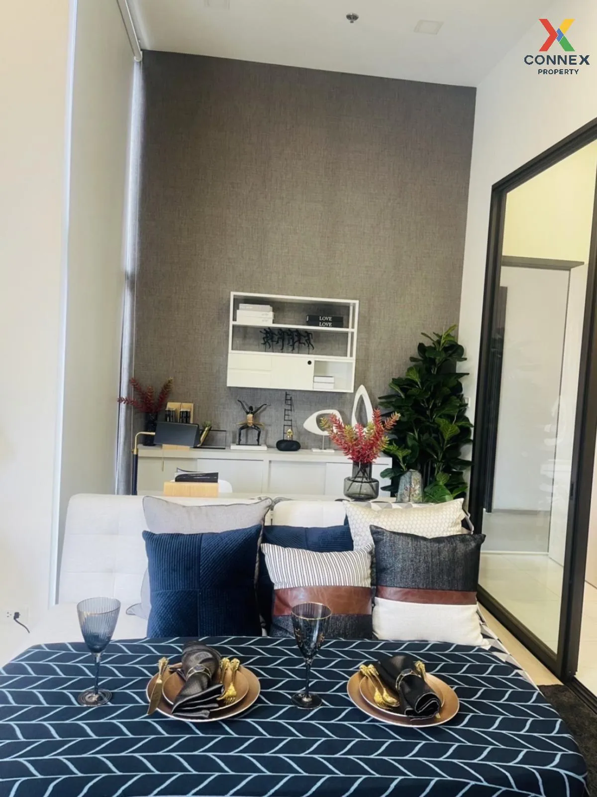 For Rent Condo , Chewathai Residence Asoke , MRT-Phra Ram 9 , Mak 3