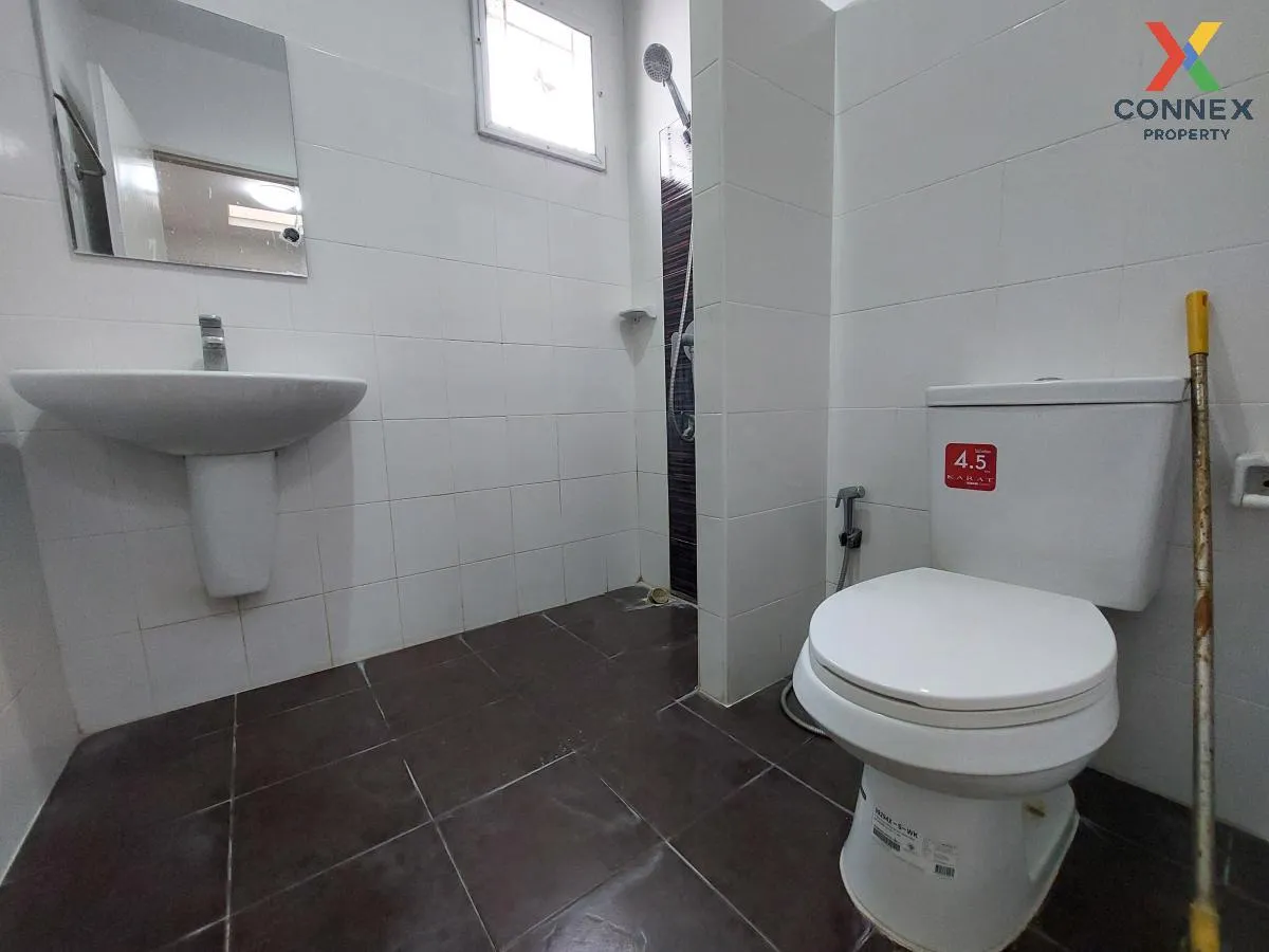 ขายทาวน์เฮ้าส์/ทาวน์โฮม  พรีซีโอ พลัสวัน อมตะนคร-หนองตำลึง ห้องมุ