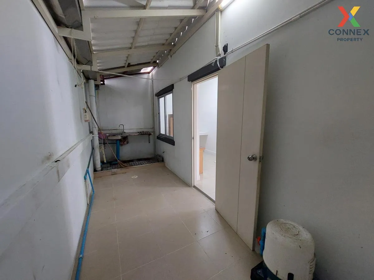 ขายทาวน์เฮ้าส์/ทาวน์โฮม  พรีซีโอ พลัสวัน อมตะนคร-หนองตำลึง ห้องมุ