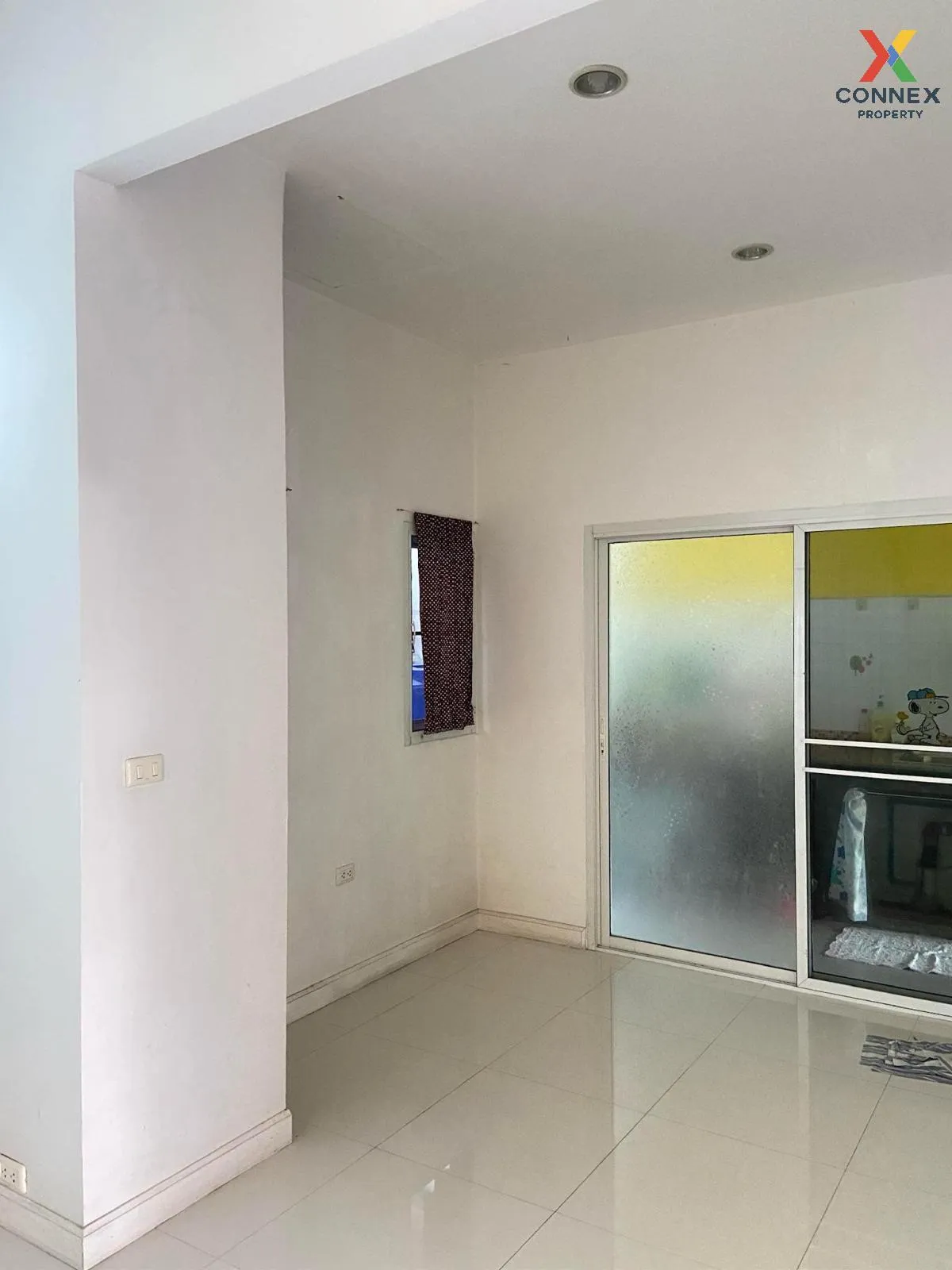 ขายบ้าน  ไฮท์ ลิฟวิ่ง หน้ากว้าง หนองกะขะ พานทอง ชลบุรี CX-119738