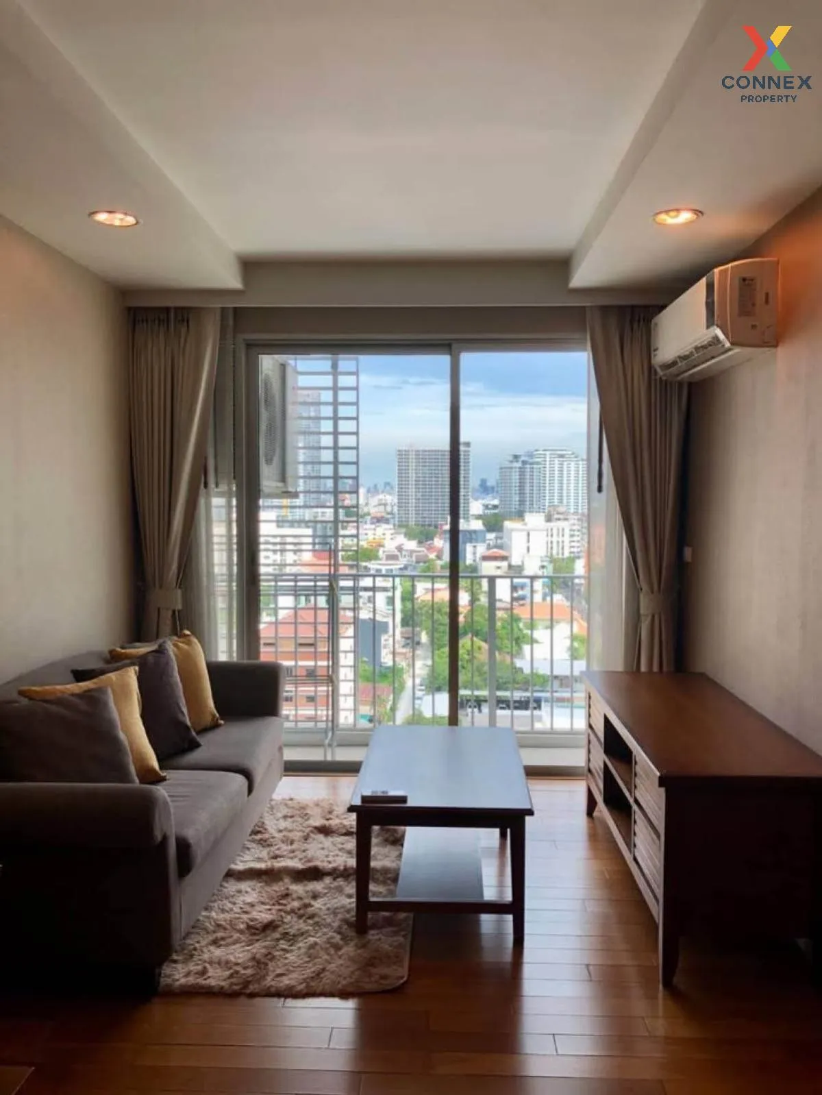 For Rent Condo , The Line Phahonyothin Park , nice view , high fl 2